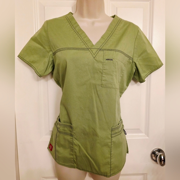 Dickies Sage Green Women's Short Sleeve Top - Picture 1 of 5